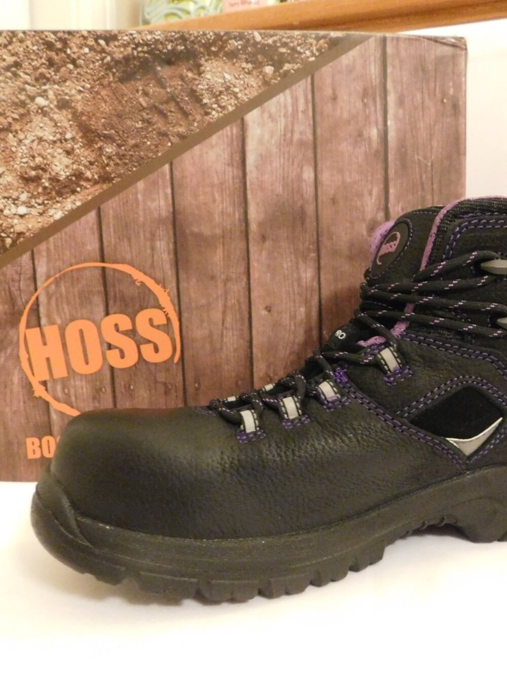 Brand New, HOSS Women's Size 9 D (W) Work Boot with Composite Toe